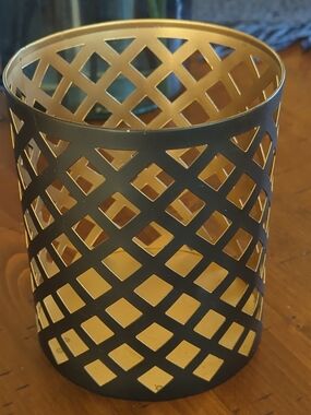 Black and Gold Metal Lattice Candle Holder - Elegant Accent